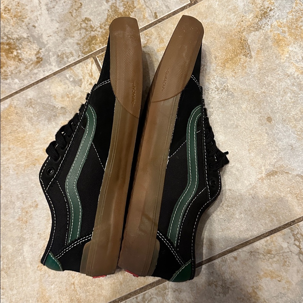 Vans Chima - Picture 3 of 5